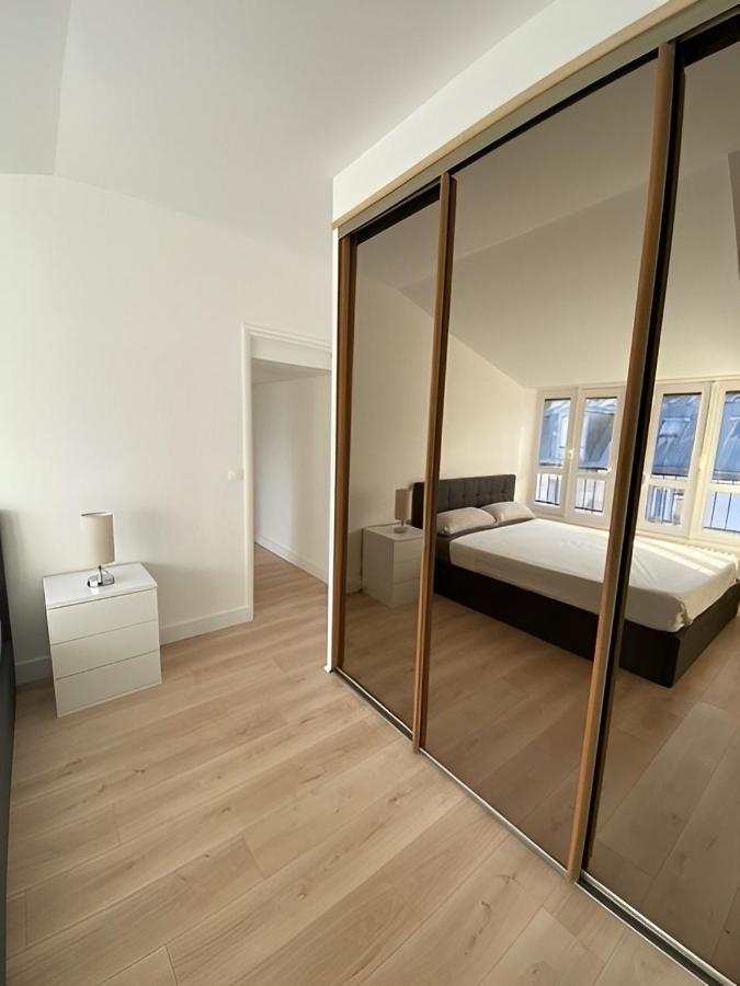 Upscale 80M2 2 Bedroom Apartment Near Champs Elysees Париж Экстерьер фото